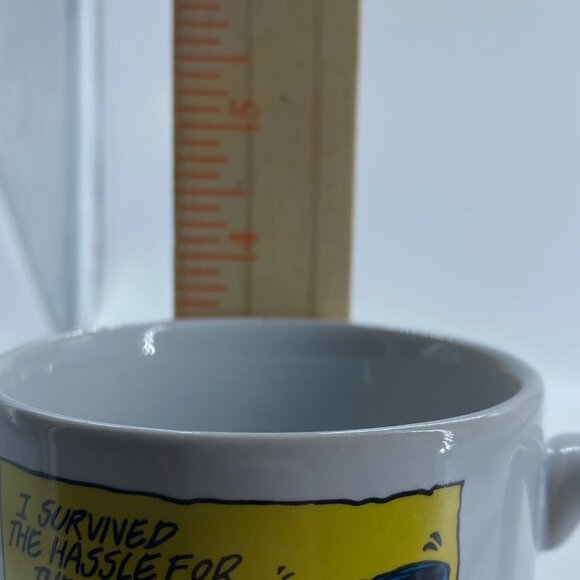 Vtg Opus N' Bill Graduation Mug "I Survived The Tassel" Berkeley Breathed 1994 - Picture 6 of 6